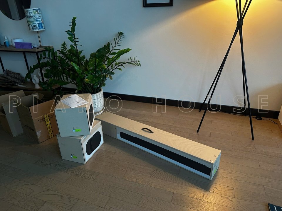 Premium Surround Set with Arc Ultra (Arc Ultra + 2x Era 300) - Ảnh thực tế 8